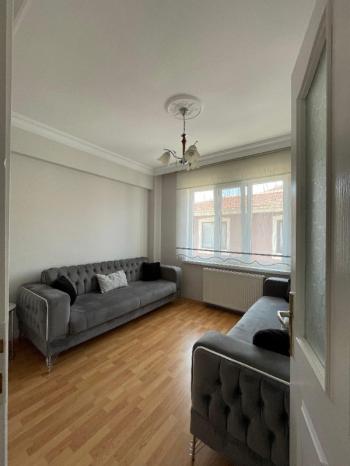 AFYON ÜÇOK EMLAKTAN FATİH MAH SATILIK TEMİZ BAKIMLI 3+1 DAİRE