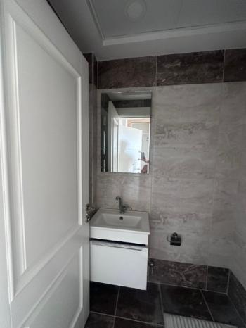 AFYON ÜÇOK EMLAKTAN ALİ İHSAN PAŞA MAH SATILIK LÜX 3+1 DAİRE