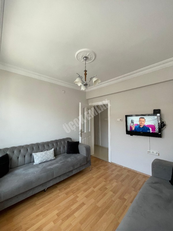 AFYON ÜÇOK EMLAKTAN FATİH MAH SATILIK TEMİZ BAKIMLI 3+1 DAİRE