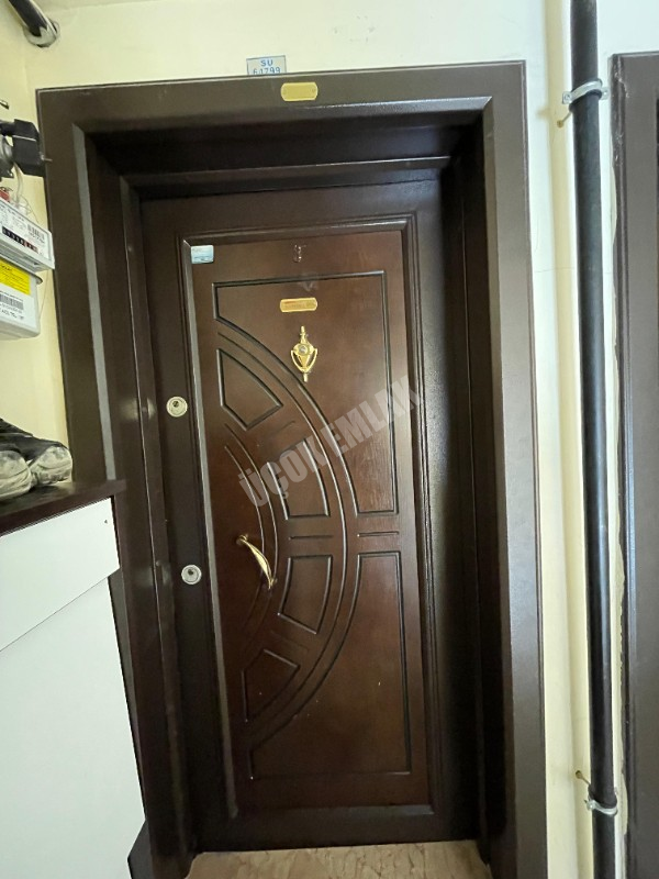 AFYON ÜÇOK EMLAKTAN FATİH MAH SATILIK TEMİZ BAKIMLI 3+1 DAİRE