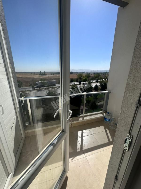 AFYON ÜÇOK EMLAKTAN ALİ İHSAN PAŞA MAH SATILIK LÜX 3+1 DAİRE