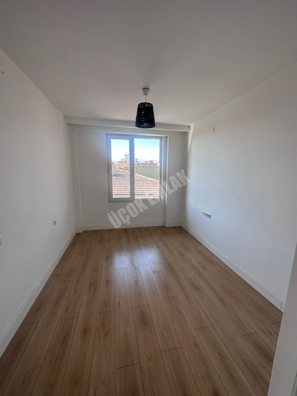 AFYON ÜÇOK EMLAKTAN ALİ İHSAN PAŞA MAH SATILIK LÜX 3+1 DAİRE
