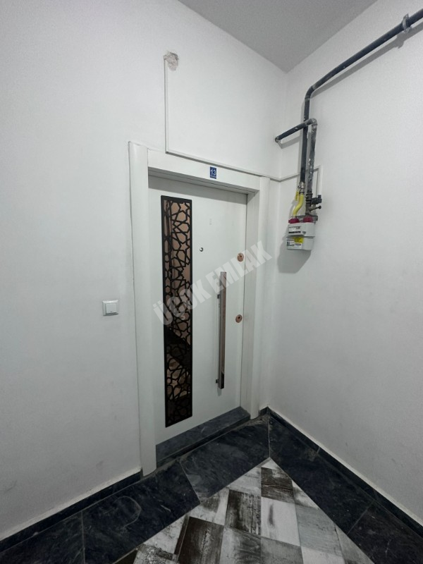 AFYON ÜÇOK EMLAKTAN ALİ İHSAN PAŞA MAH SATILIK LÜX 3+1 DAİRE