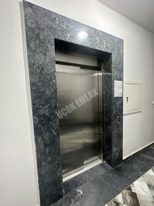 AFYON ÜÇOK EMLAKTAN ALİ İHSAN PAŞA MAH SATILIK LÜX 3+1 DAİRE