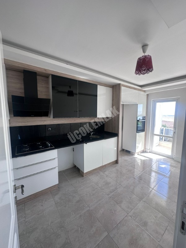 AFYON ÜÇOK EMLAKTAN ALİ İHSAN PAŞA MAH SATILIK LÜX 3+1 DAİRE