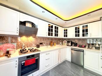 Didim'de 3+1 Ayrı Mutfaklı Villa