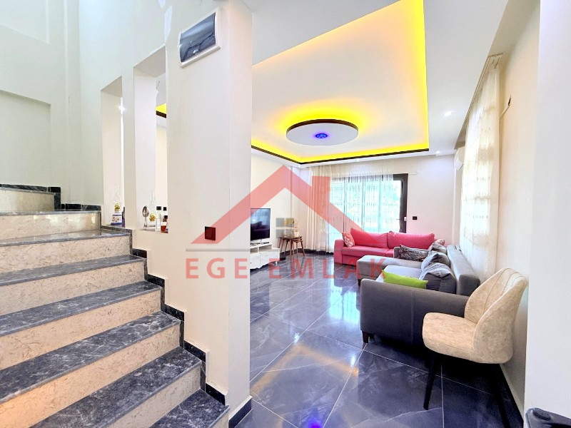 Didim'de 3+1 Ayrı Mutfaklı Villa