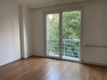 ATALAR MH.,3 + 1, 100 M², GENÇ BİNA, BAKIMLI, BOYALI