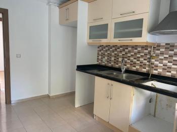 ATALAR MH.,3 + 1, 100 M², GENÇ BİNA, BAKIMLI, BOYALI