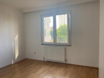 ATALAR MH.,3 + 1, 100 M², GENÇ BİNA, BAKIMLI, BOYALI