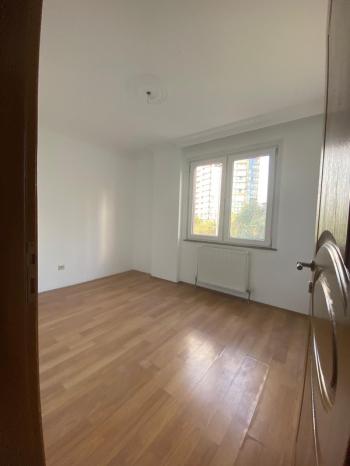 ATALAR MH.,3 + 1, 100 M², GENÇ BİNA, BAKIMLI, BOYALI