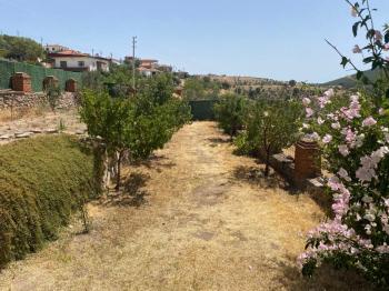 Çanakkale Naldöken Köyünde Şahane Manzaralı Ev