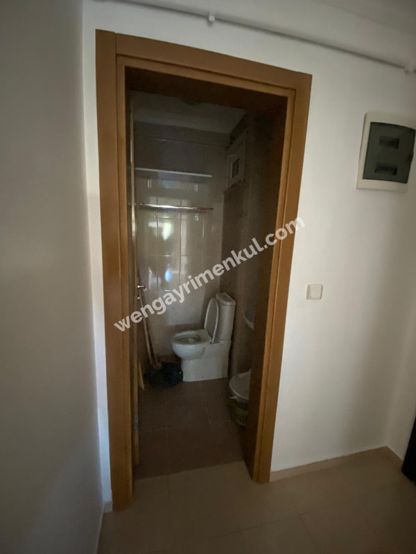 ATALAR MH.,3 + 1, 100 M², GENÇ BİNA, BAKIMLI, BOYALI