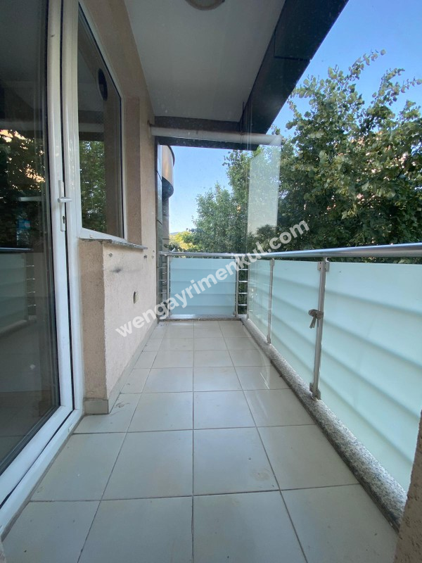ATALAR MH.,3 + 1, 100 M², GENÇ BİNA, BAKIMLI, BOYALI