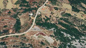 BURDUR BUCAK KIZILSEKİ – DOĞAYLA İÇ İÇE SATILIK KERPİÇ EV VE TARLA