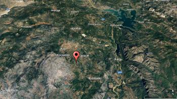 BURDUR BUCAK KIZILSEKİ – DOĞAYLA İÇ İÇE SATILIK KERPİÇ EV VE TARLA