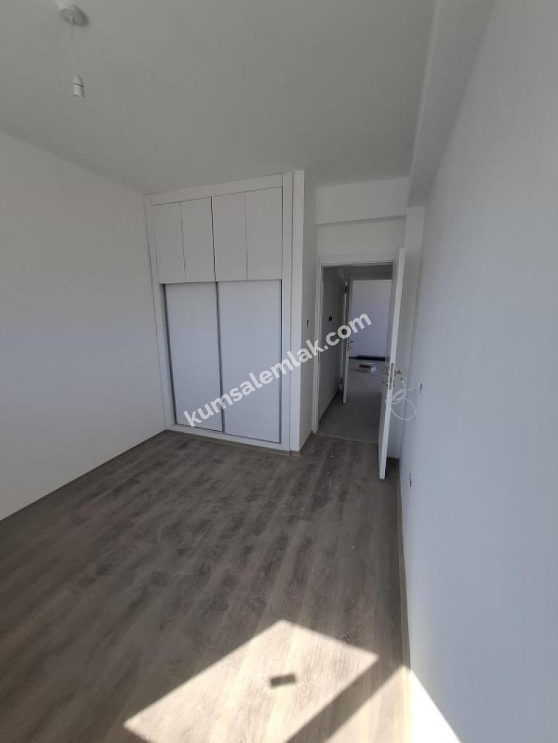 LEFKOŞA KIZILBAŞ BÖLGESİNDE SATILIK 2+1 ZEMİN KAT DAİRE 