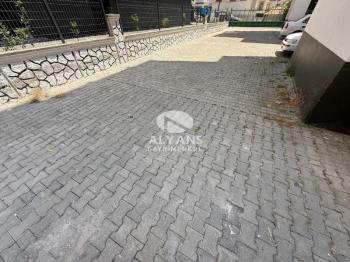 ALYANS'TAN TEK BLOK GENİŞ OTURUMLU TAKASA AÇIK ACİL SATILIK 3+1