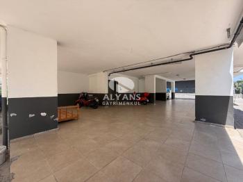 ALYANS'TAN TEK BLOK GENİŞ OTURUMLU TAKASA AÇIK ACİL SATILIK 3+1