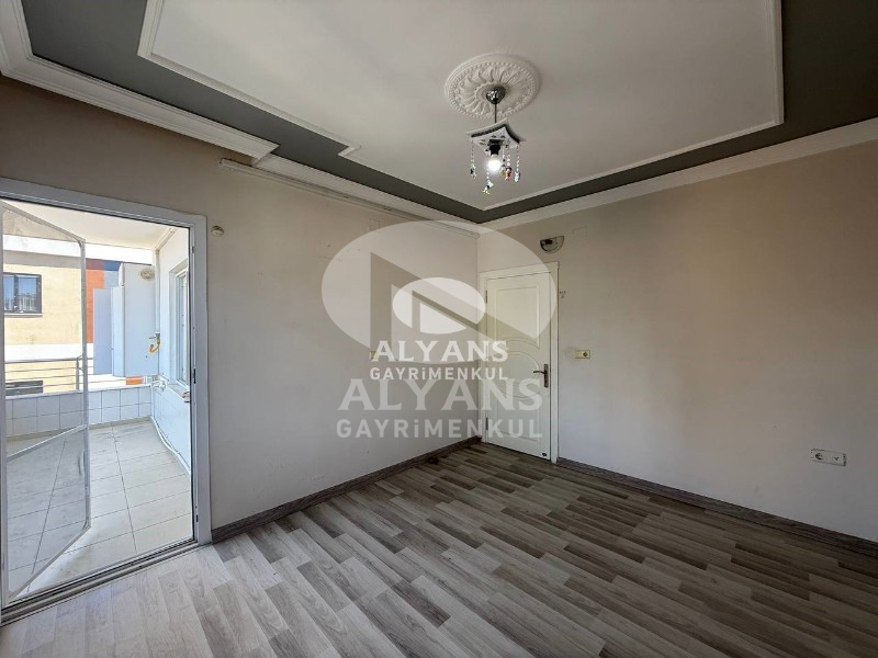 ALYANS'TAN TEK BLOK GENİŞ OTURUMLU TAKASA AÇIK ACİL SATILIK 3+1