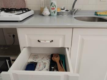 Halide Edip 'te Asansörlü Binada Eşyalı Kiralık 1+1 Daire