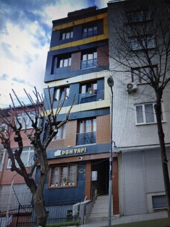 Halide Edip 'te Asansörlü Binada Eşyalı Kiralık 1+1 Daire