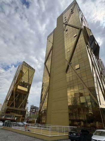 KÖŞE BLOK KÖŞE DAİRE YÜKSEK KATLARDA MUHTEŞEM DENİZ MANZARALI