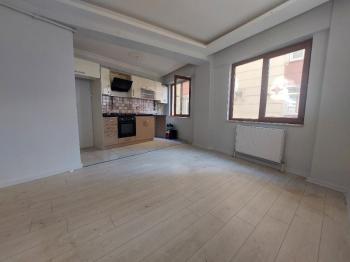WEN BERKAN GÜLER'DEN BİLGİ VE HALİÇ ÜNİVERSİTESİNE YAKIN 1+1 KOT 1 KAT 70m2