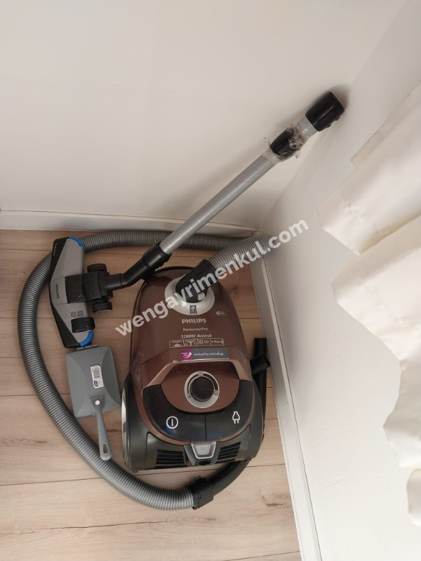 Halide Edip 'te Asansörlü Binada Eşyalı Kiralık 1+1 Daire