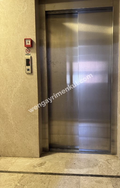 BOŞ DAİRE METRO KÜÇÜKYALI ALTINTEPE HİLLTOWN KÖŞE BİNA VE DAİRE