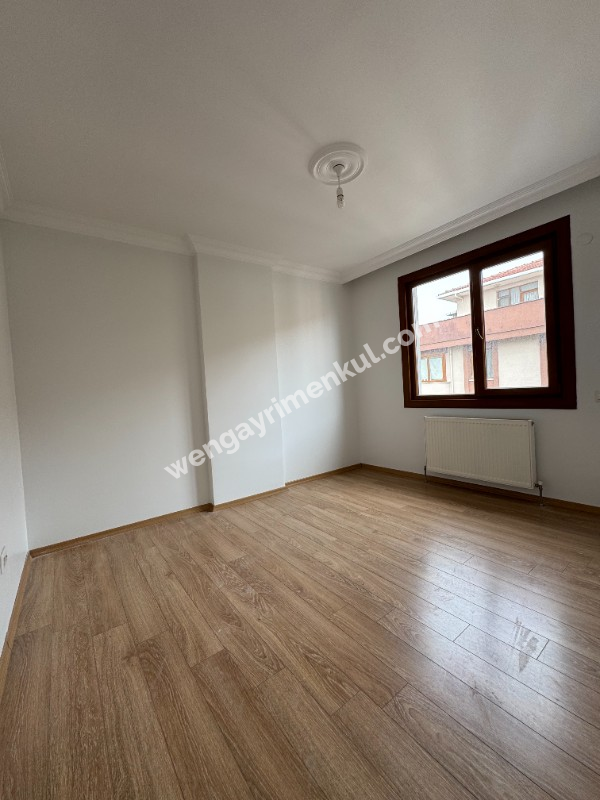 BOŞ DAİRE METRO KÜÇÜKYALI ALTINTEPE HİLLTOWN KÖŞE BİNA VE DAİRE