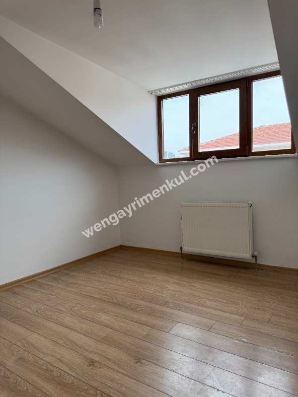 BOŞ DAİRE METRO KÜÇÜKYALI ALTINTEPE HİLLTOWN KÖŞE BİNA VE DAİRE