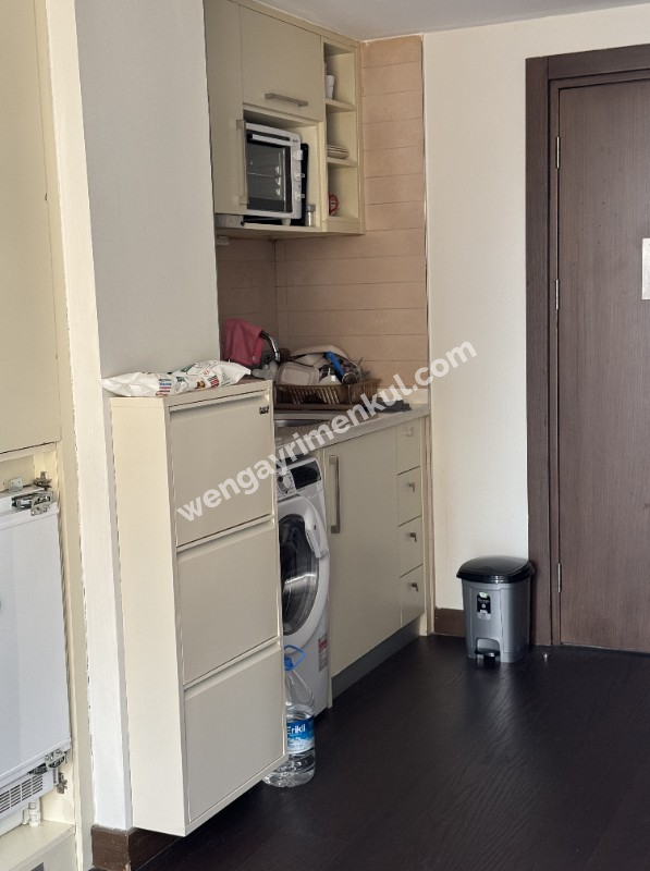 KÖŞE BLOK KÖŞE DAİRE YÜKSEK KATLARDA MUHTEŞEM DENİZ MANZARALI