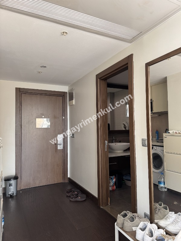 KÖŞE BLOK KÖŞE DAİRE YÜKSEK KATLARDA MUHTEŞEM DENİZ MANZARALI
