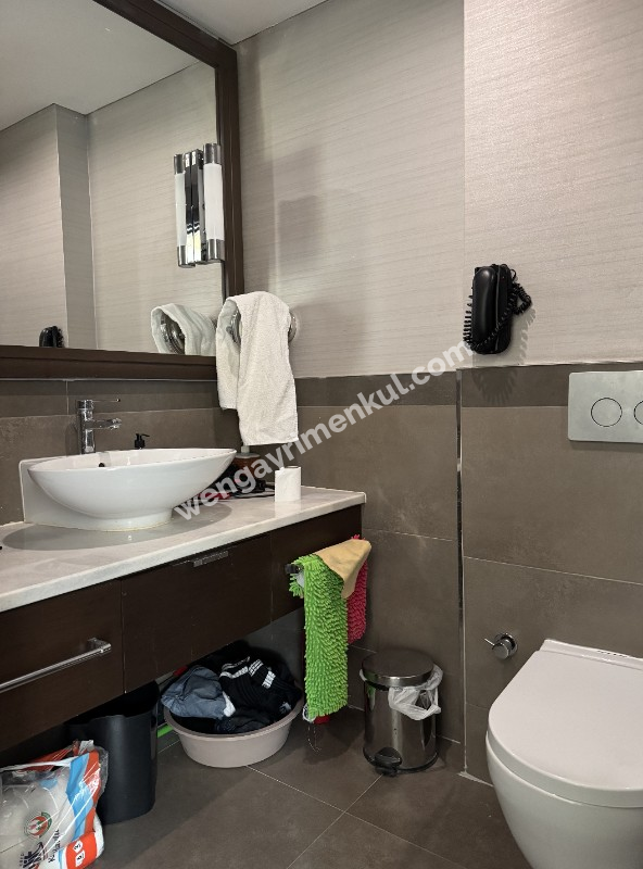KÖŞE BLOK KÖŞE DAİRE YÜKSEK KATLARDA MUHTEŞEM DENİZ MANZARALI