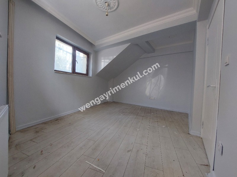 WEN BERKAN GÜLER'DEN BİLGİ VE HALİÇ ÜNİVERSİTESİNE YAKIN 1+1 KOT 1 KAT 70m2