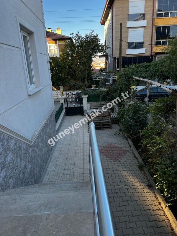 OSMANGAZİ MAHALLESİ 3+1 180M  2 ADET DAİRE