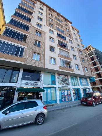 GÜVENAY – ÇORUM FATİH CADDESİ ADLİYE CİVARI – MERKEZİ KONUMDA 3+1 KİRALIK DAİRE