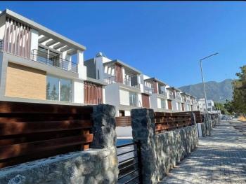 GİRNE KARAOĞLANOĞLU BÖLGESİNDE SATILIK 3 + 1 SIFIR VİLLALAR 