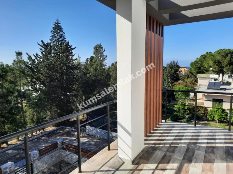 GİRNE KARAOĞLANOĞLU BÖLGESİNDE SATILIK 3 + 1 SIFIR VİLLALAR 