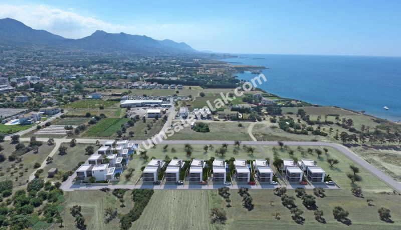 GİRNE ÇATALKÖY BÖLGESİNDE SATILIK 3 + 2 SIFIR VİLLA