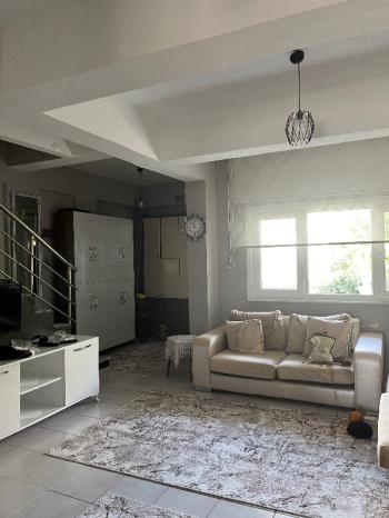 Gönen  Denizken'te Lüks tripleks villa