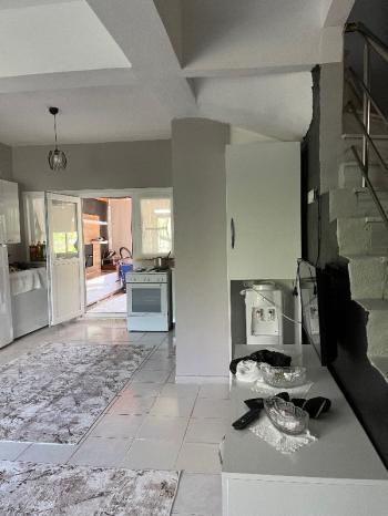 Gönen  Denizken'te Lüks tripleks villa