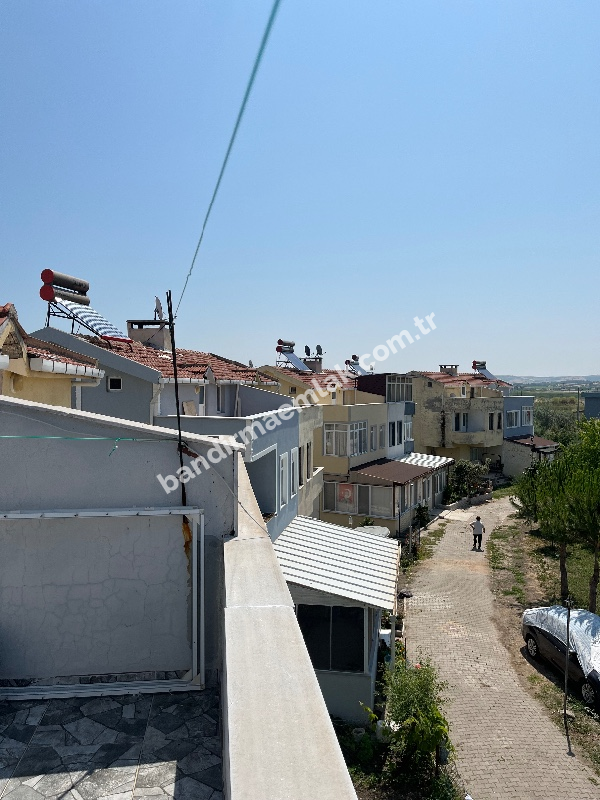 Gönen  Denizken'te Lüks tripleks villa