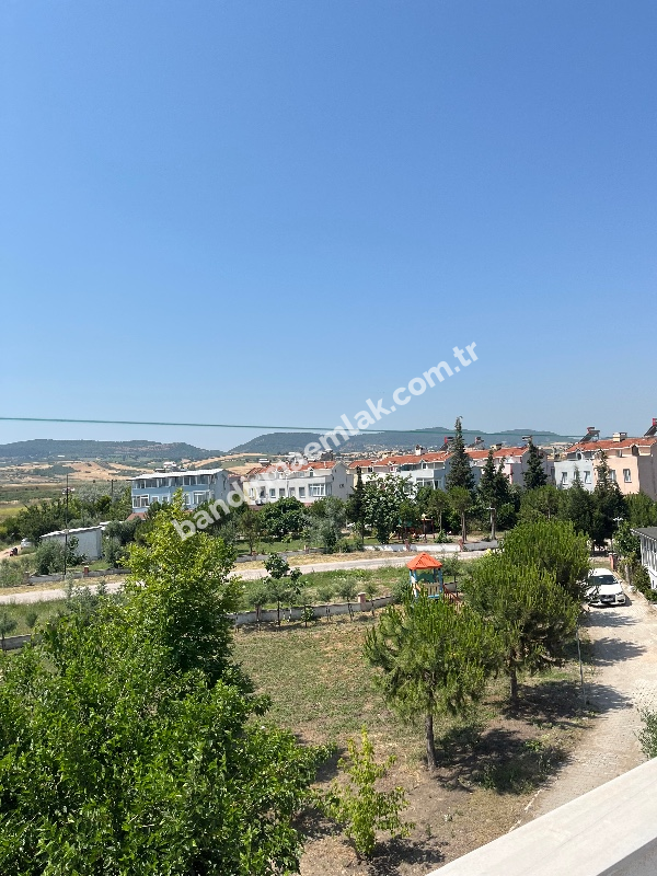 Gönen  Denizken'te Lüks tripleks villa