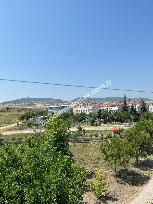Gönen  Denizken'te Lüks tripleks villa