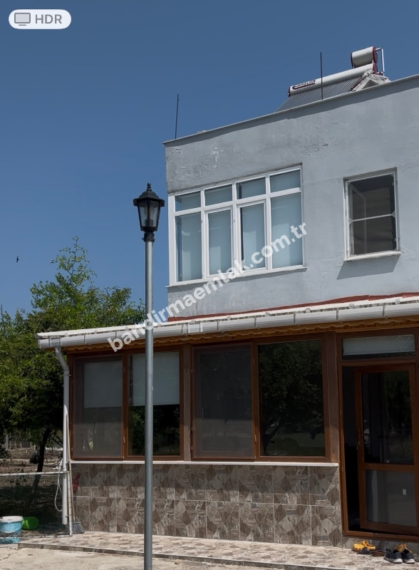 Gönen  Denizken'te Lüks tripleks villa