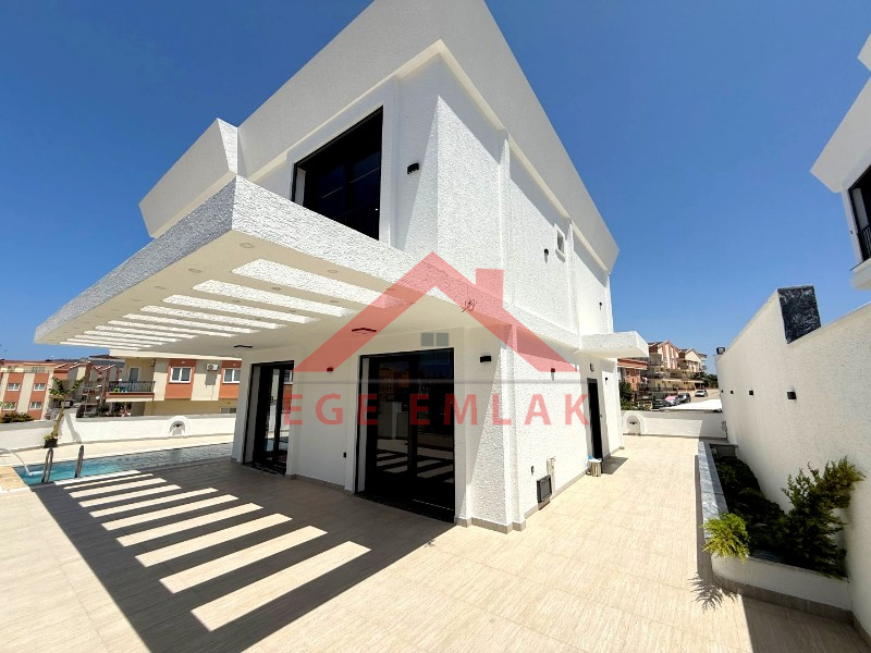 Didim Hisar Mahallesinde Satılık Tam Müstakil Villa