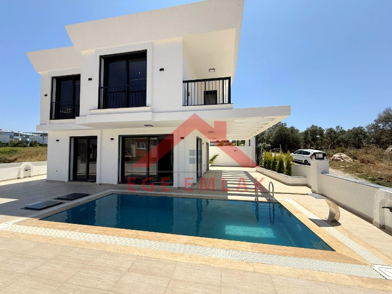 Didim Hisar Mahallesinde Satılık Tam Müstakil Villa