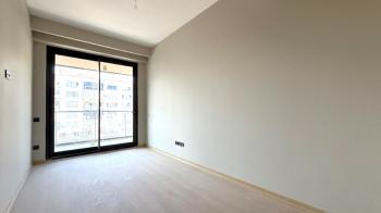 Elmas'tan Yenişehir'in Kalbinde Full Concept 2+1 Ofis